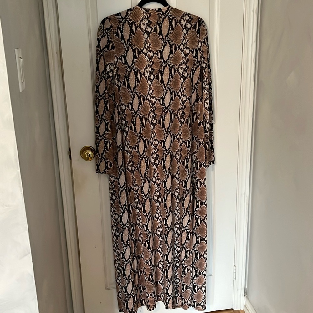Long Snake Skin Cartigan for fancy outfits